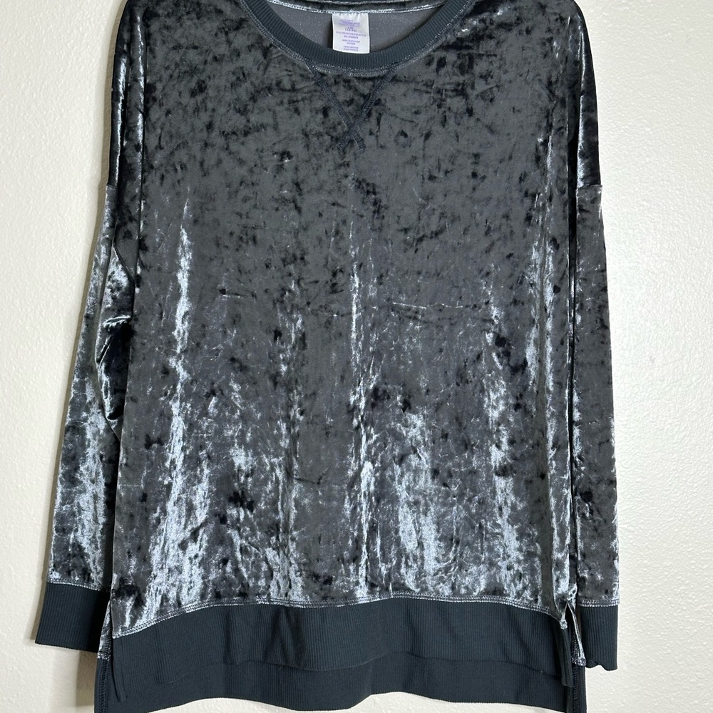 Women’s Large Grey Secret Treasures Greystone Crushed Velour Lounge Sleep Top